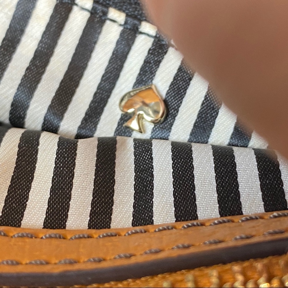 SOLD*** KATE SPADE Thompson Street Sam Satchel - Picture 4 of 16